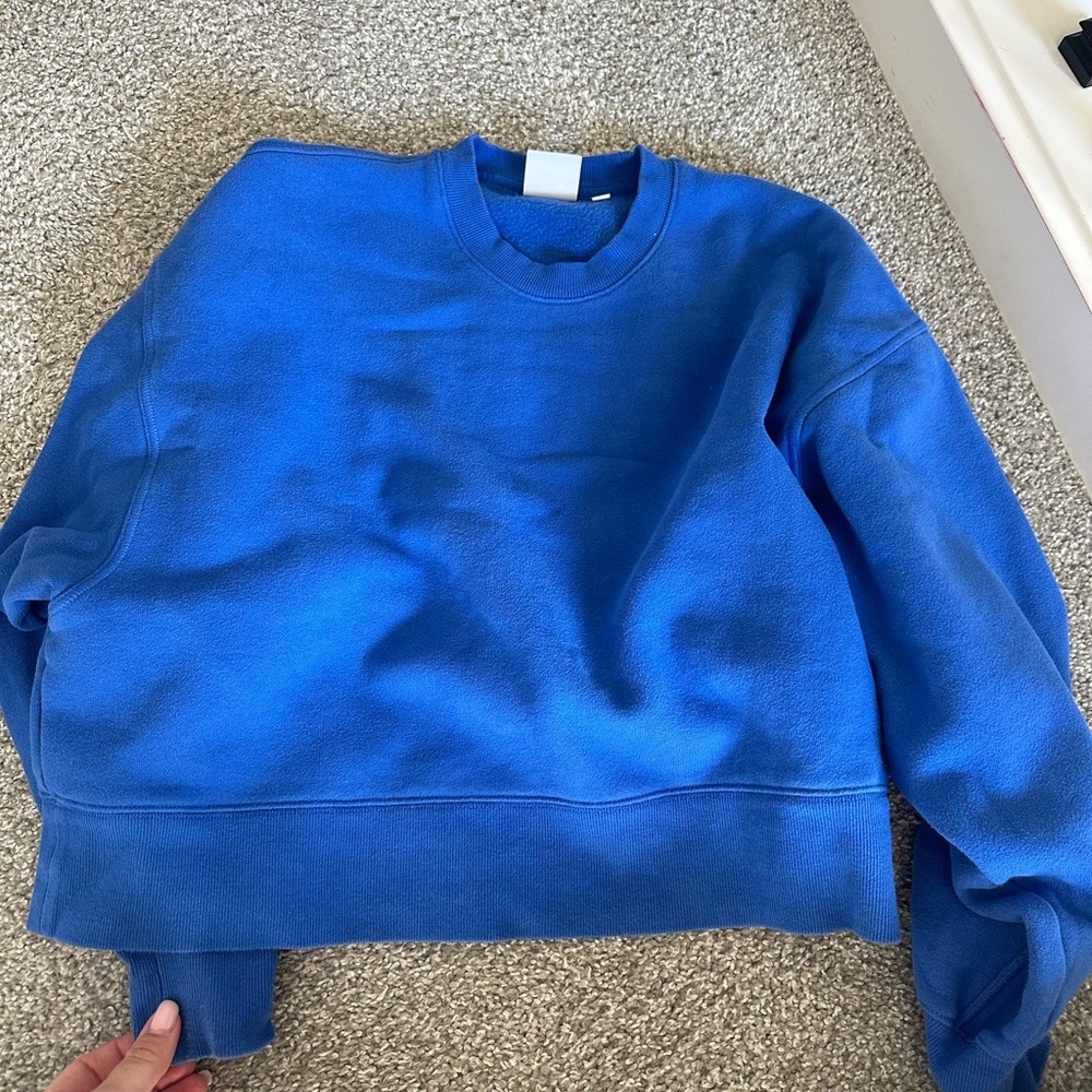 Tna cropped sweatshirt